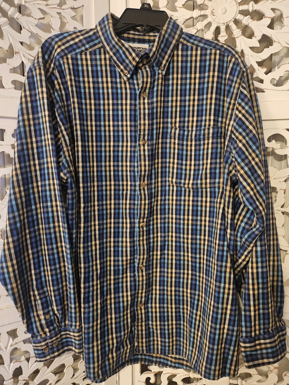 Mountain Khakis Men’s Blue and Cream Plaid Button-Down Shirt
